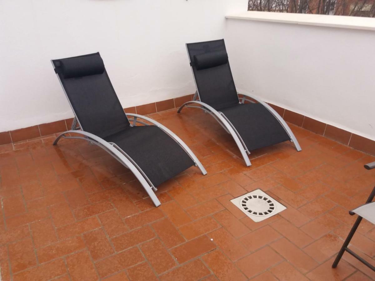 Atico Con Terraza En Alameda De Hercules Sevilla Eksteriør billede