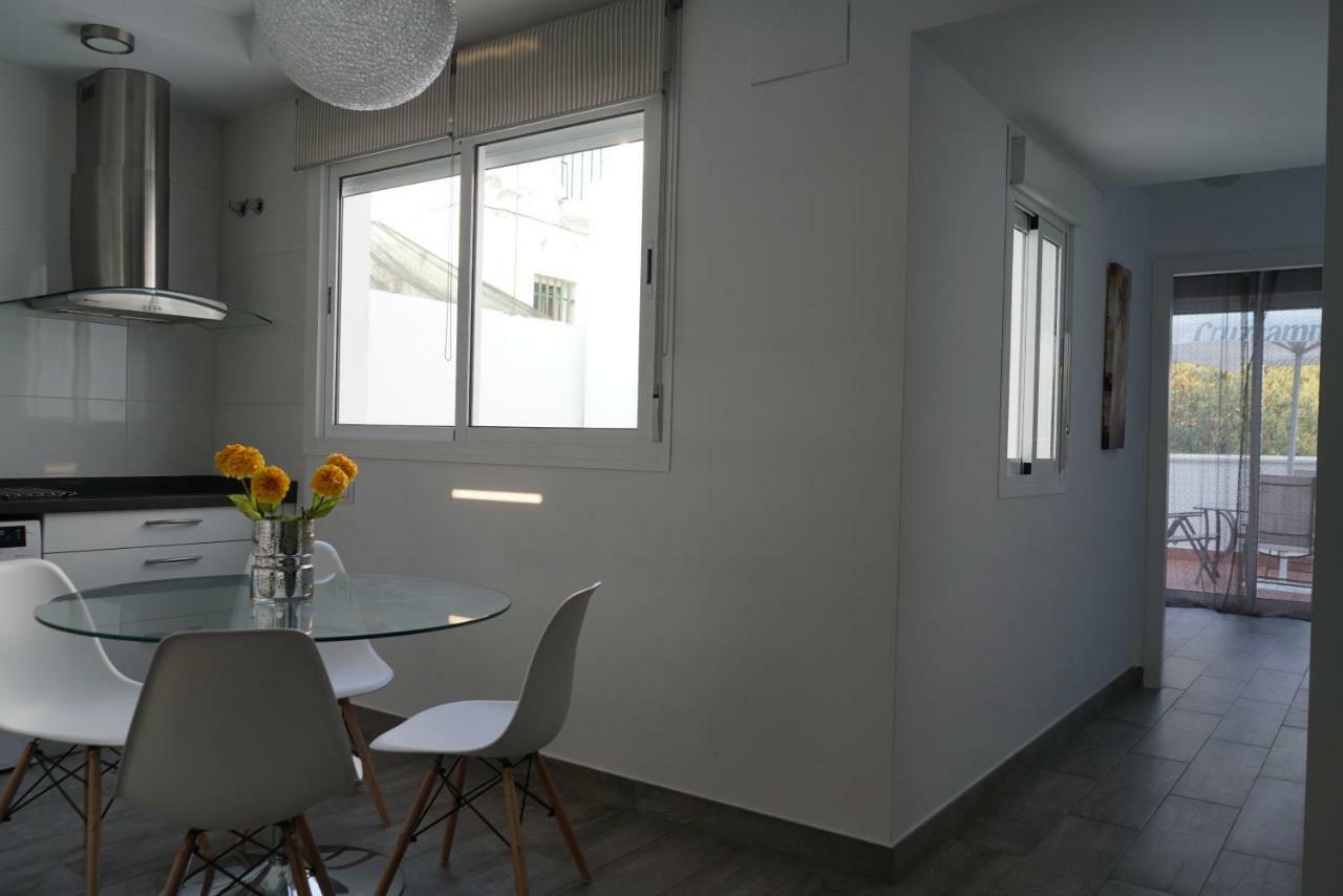 Atico Con Terraza En Alameda De Hercules Sevilla Eksteriør billede